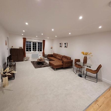 Luxury 1 Bed Apartment In The Centre Of Rochester Wainscot Dış mekan fotoğraf