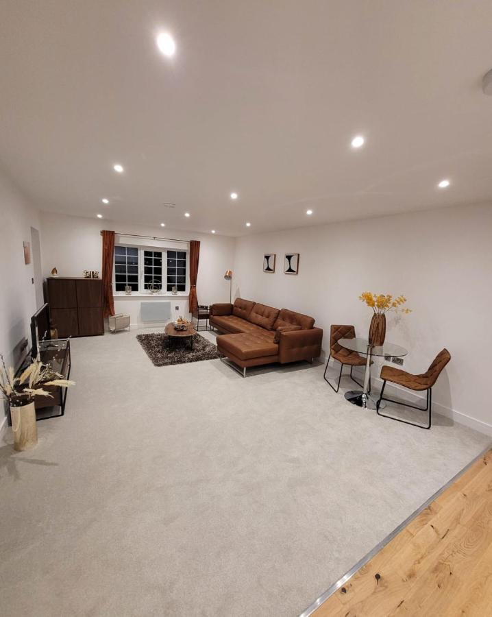Luxury 1 Bed Apartment In The Centre Of Rochester Wainscot Dış mekan fotoğraf